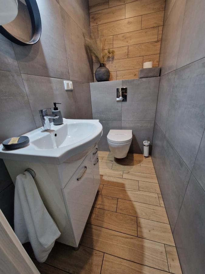 Apartament W Srodmiesciu Санок Экстерьер фото